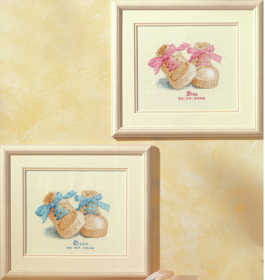 Bootees Birth Record - Vervaco Counted Cross Stitch Kit PN-0011694