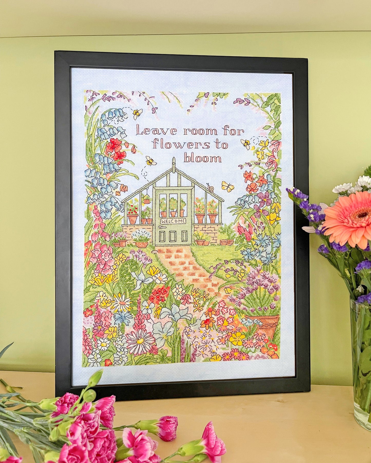 Flowers In Bloom - Bothy Threads Cross Stitch Kit XAL16