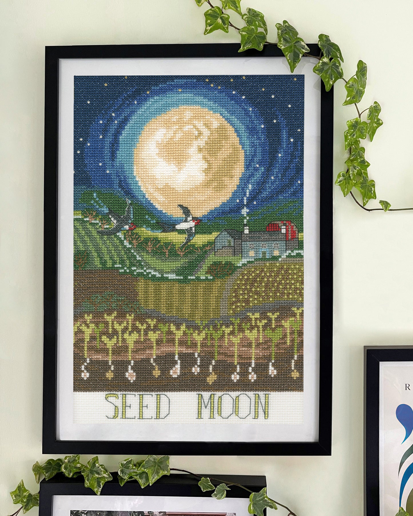 Seed Moon - Bothy Threads Cross Stitch Kit XDD13