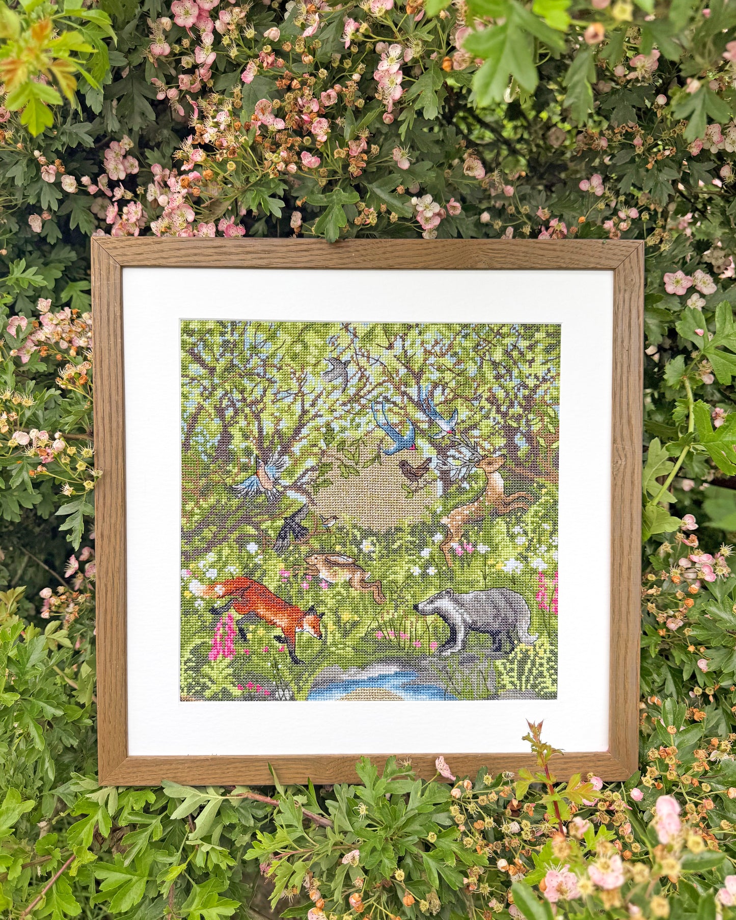 Summer Solstice - Bothy Threads Cross Stitch Kit XDD14