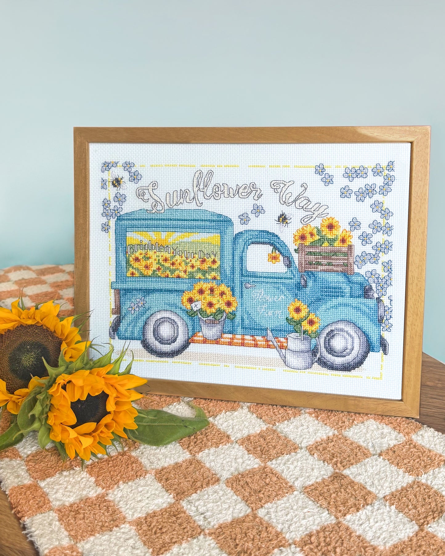 Sunflower Way - Bothy Threads Cross Stitch Kit XKTB26