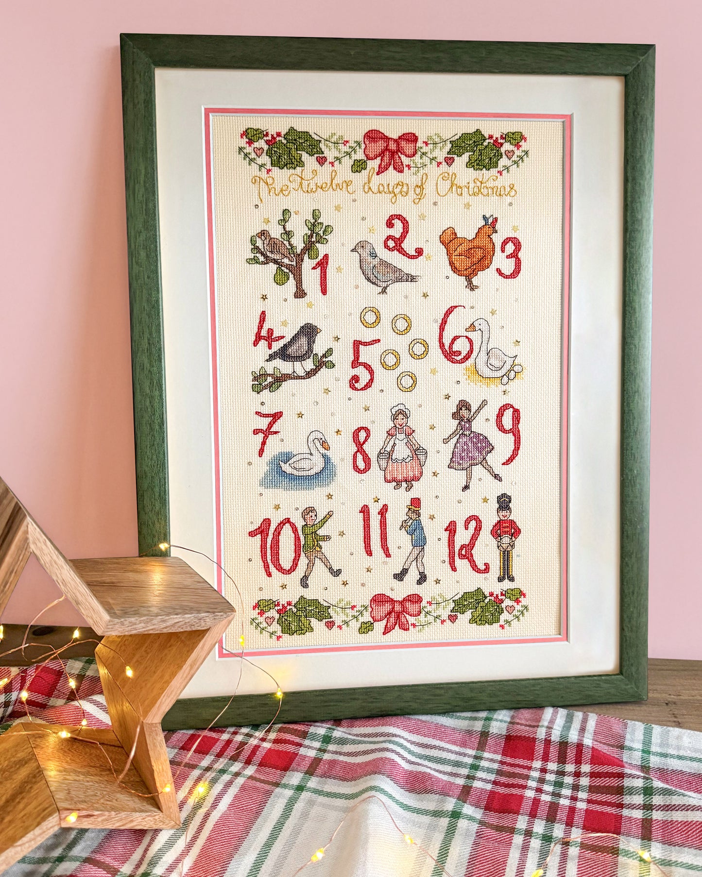 Five Gold Rings - Bothy Threads Cross Stitch Kit XLU2