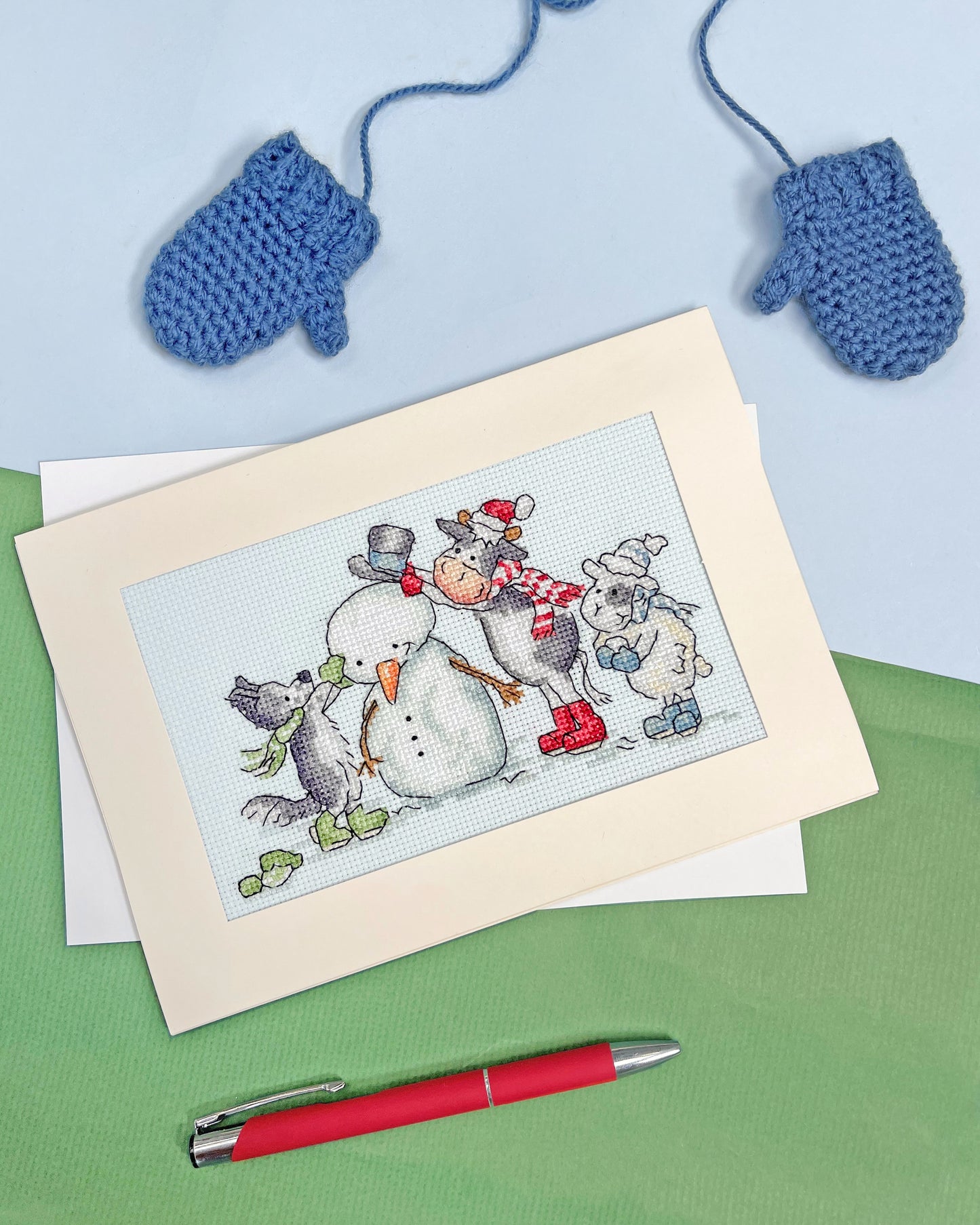 Christmas Card - Hat, Scarf, Gloves! - Bothy Threads Cross Stitch Kit XMAS77