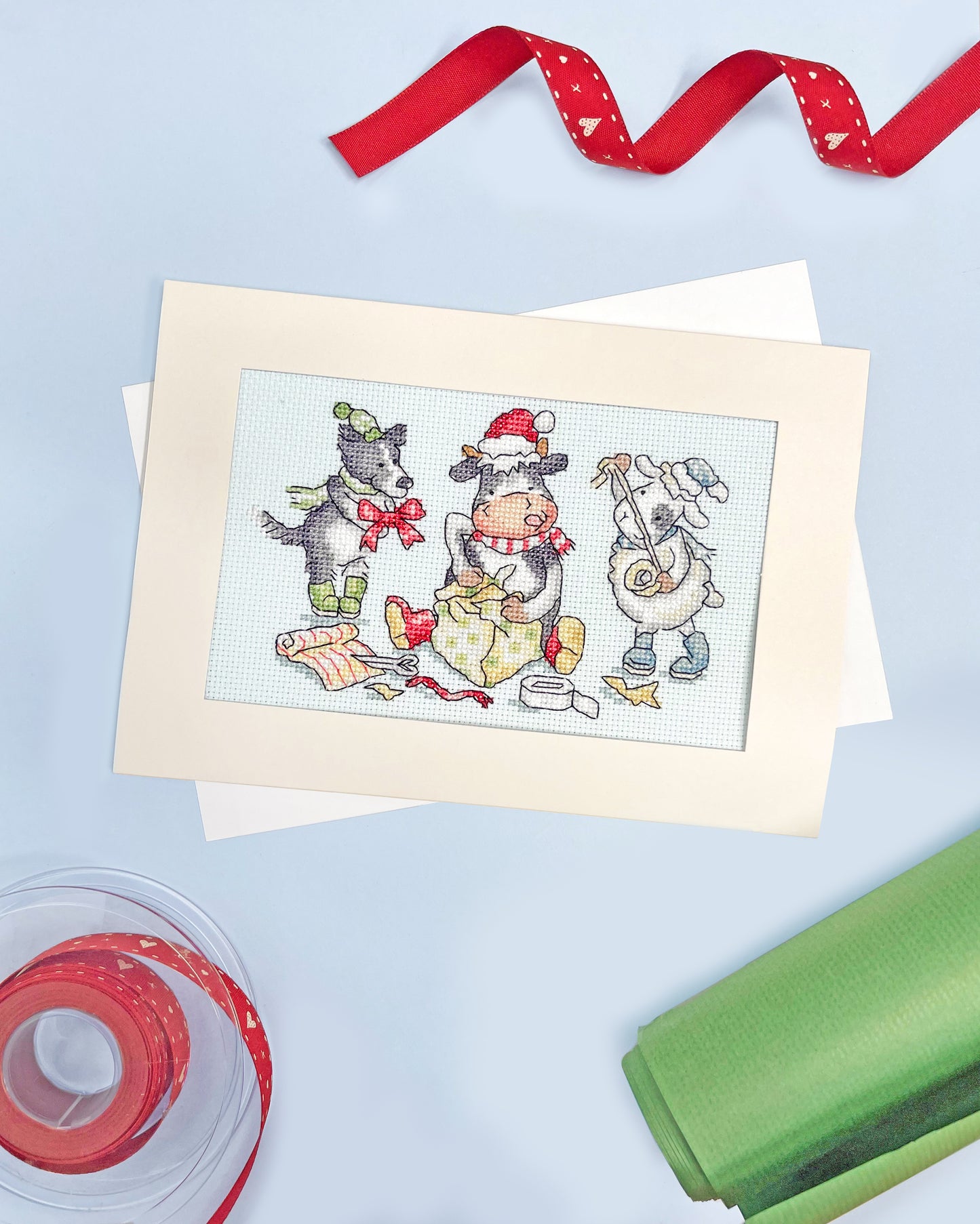 Christmas Card - Wrap, Ribbon, Gift! - Bothy Threads Cross Stitch Kit XMAS78