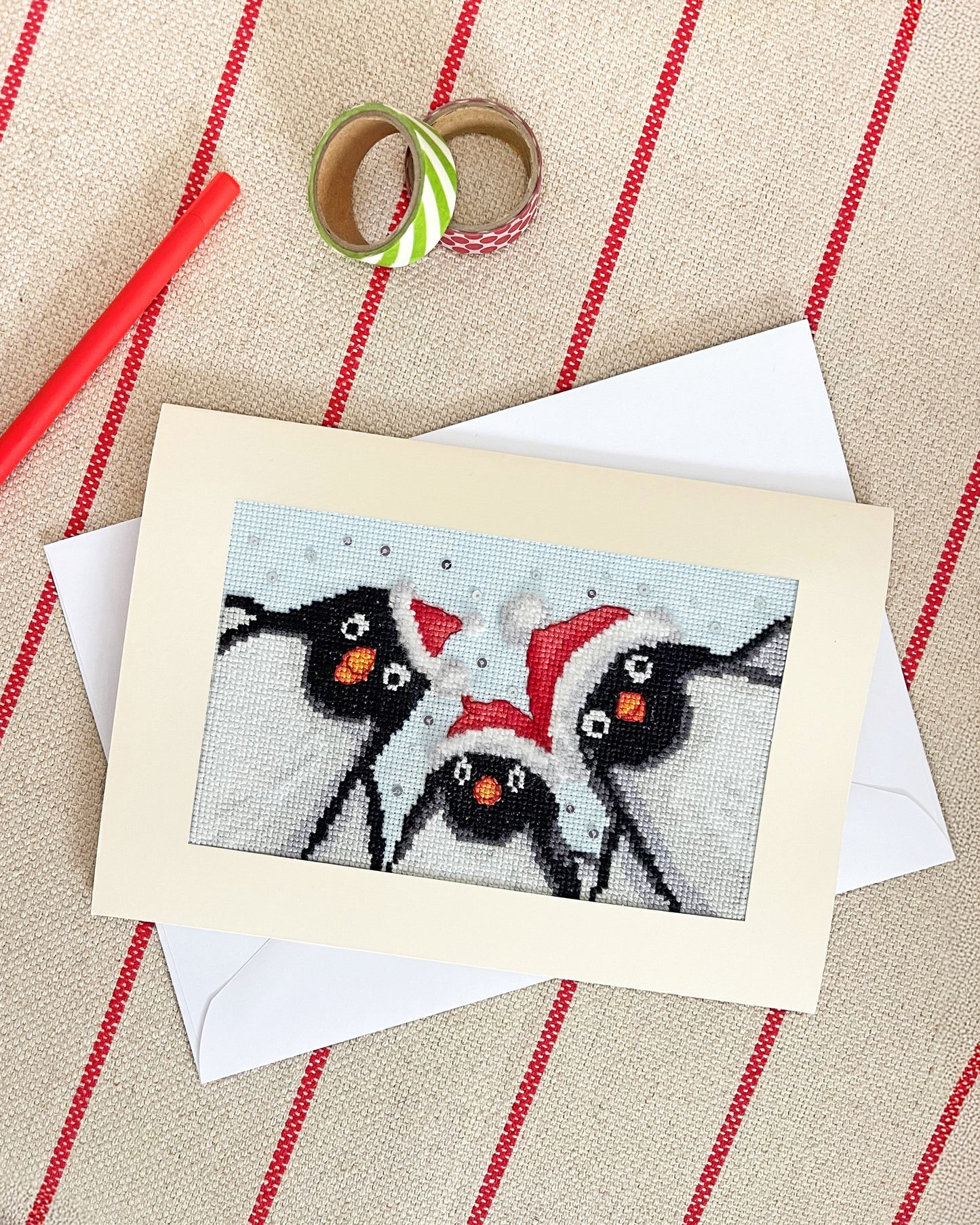 Christmas Card - Penguin Selfie - Bothy Threads Cross Stitch Kit XMAS89