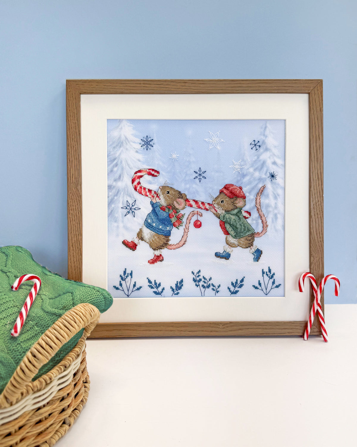 Candy Cane Capers - Bothy Threads Cross Stitch Kit XSS35