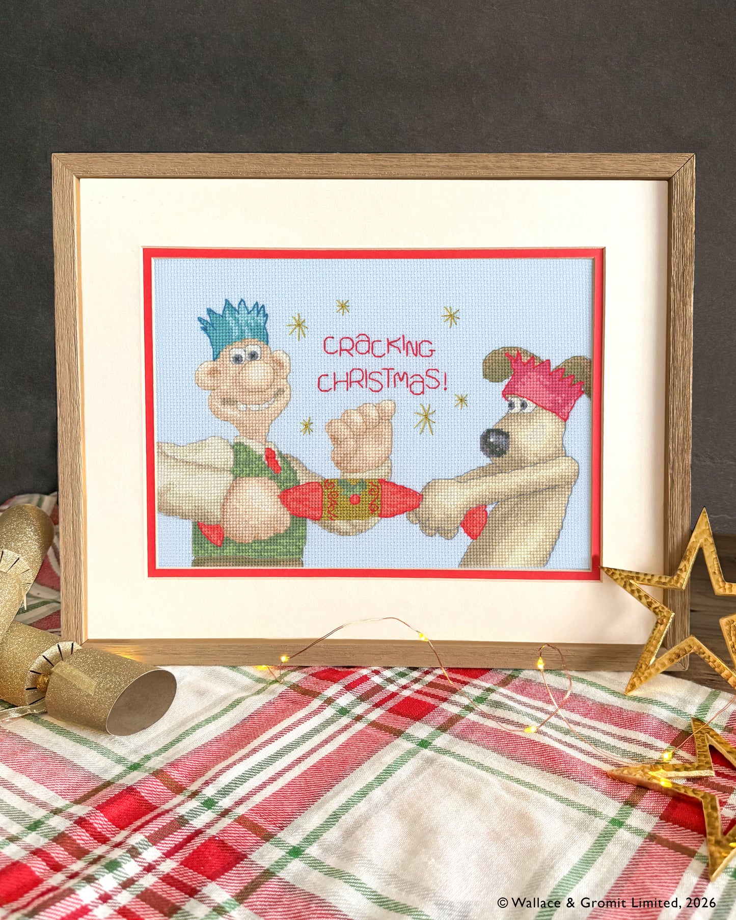 Cracking Christmas! - Wallace & Gromit - Bothy Threads Cross Stitch Kit XWG9