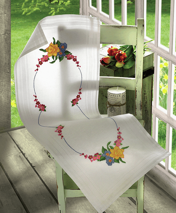 Daffodil Runner - Anchor Embroidery Kit 9240000\3130