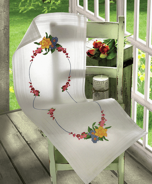 Daffodil Runner - Anchor Embroidery Kit 9240000\3130