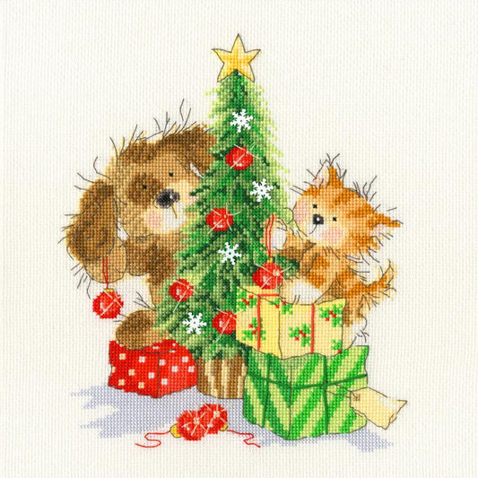 Decorating The Tree - Bothy Threads Christmas Cross Stitch Kit XX13